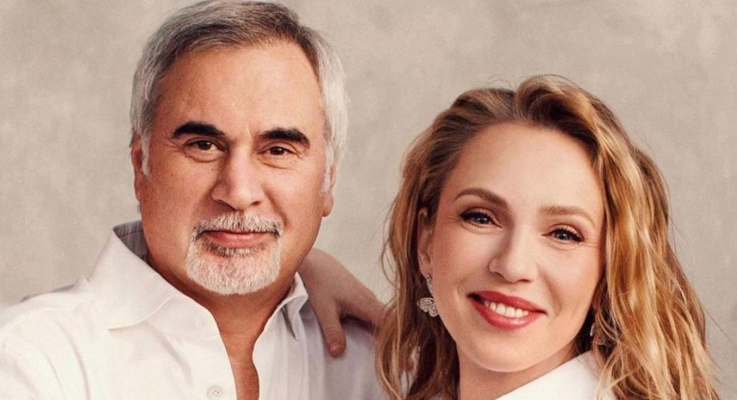 (Фото) Щасливий батько Валерій Меладзе вперше опублікував світлину з новонародженою донькою 