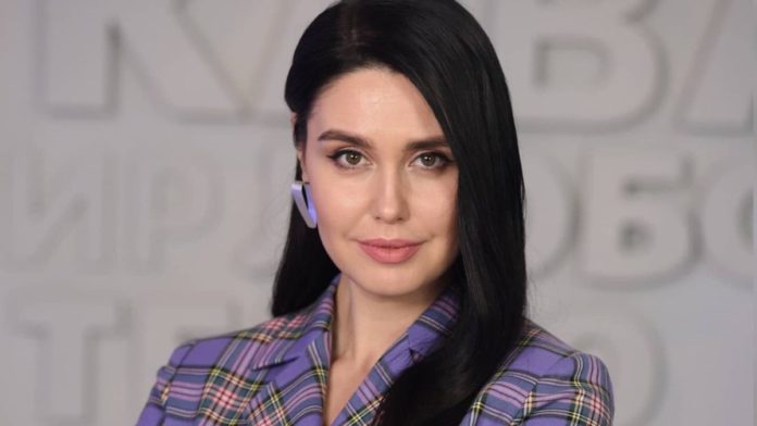 Піарщики Сніданку видали ведучу Людмилу Барбір з головою: губи не свої