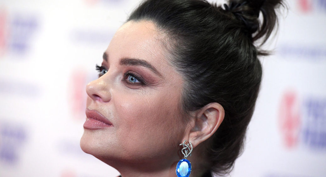 Наташа Корольова розповіла з США про стосунки з мамою-українкою Поривай: “Погляди не збігаються” 