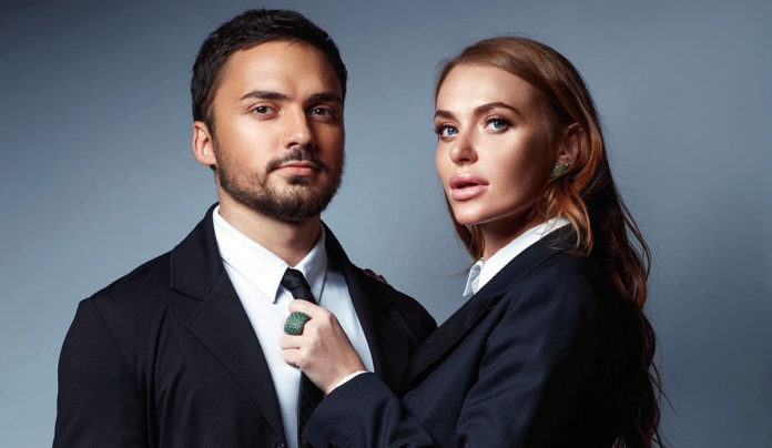 Слава Камінська прокоментувала втечу її колишнього чоловіка Едгара з України Слава Камінська прокоментувала втечу її колишнього чоловіка Едгара з України