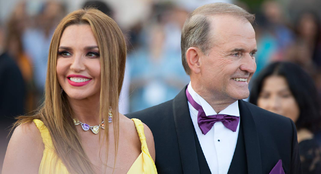 Оксана Марченко вже знайшла заміну Віктору Медведчуку: припинила лити сльози і швидко знайшла для себе вихід 