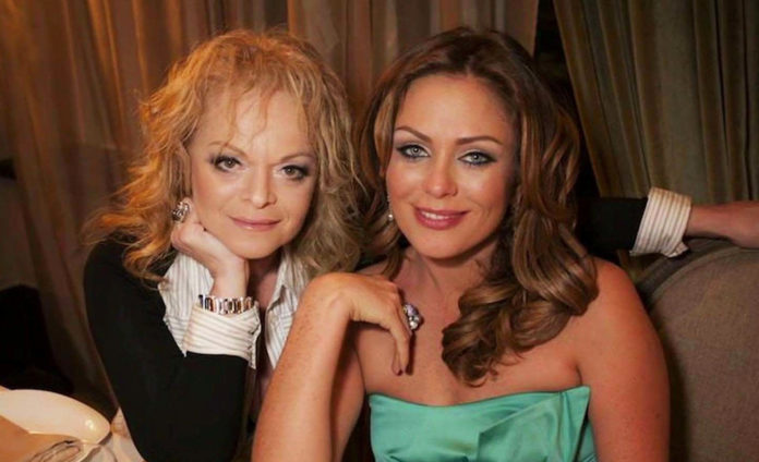 Лариса Доліна та Юлія Началова