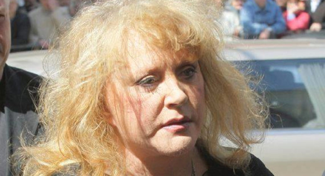 “Своє волосся вилізло”: Алла Пугачова ошелешила фанатів чесним кадром без перуки та накладки 