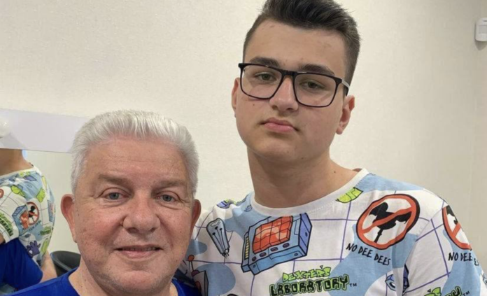 Олег Філімонов з онуком