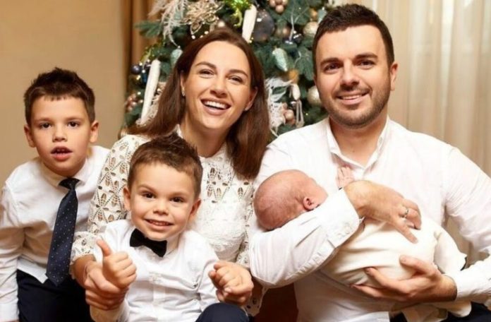 Христина та Григорій Решетніки з дітьми