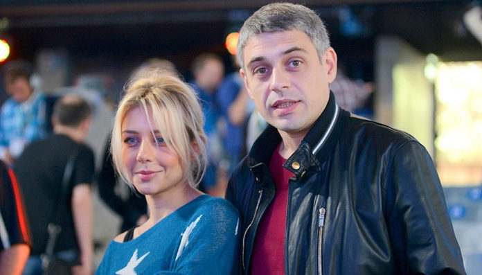 Тіна Кароль проявила зневагу у храмі під час вінчання