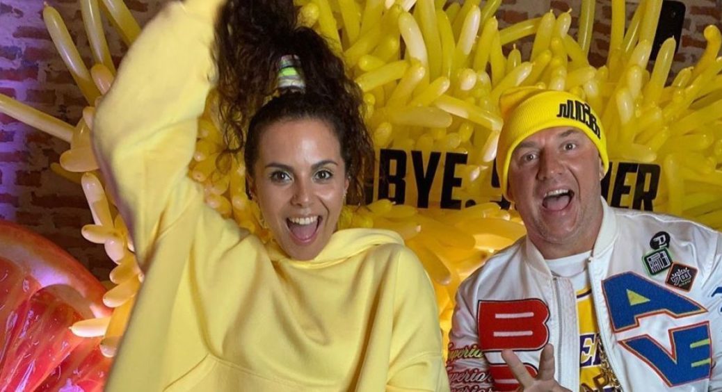 Колекційні картини та діамантові прикраси. Що Потапу подарували дружина та друзі: “Коштують, як автомобіль” 