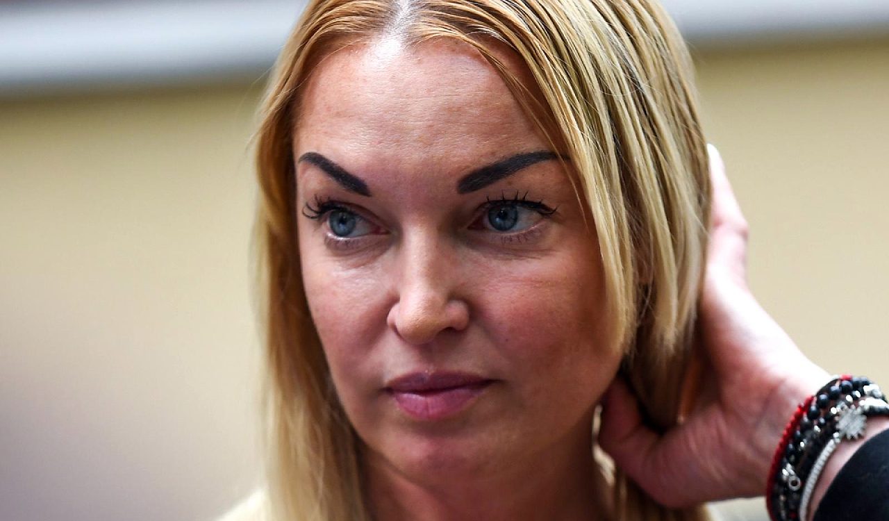 Анастасія Волочкова вважає, що їй не треба носити труси