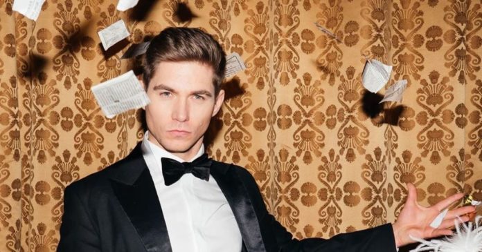 Володимир Остапчук на аукціоні зібрав мільйон за 1,5 години