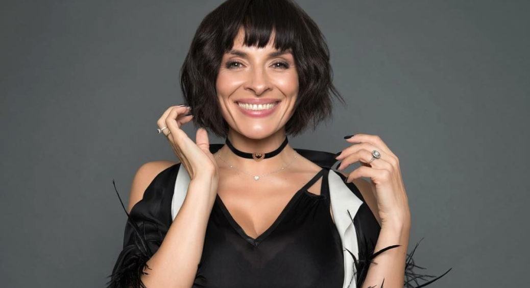 Як виглядає син Надії Мейхер, через якого Меладзе вигнав її з “Віа Гри”: чорнобривий красень, схожий на маму 