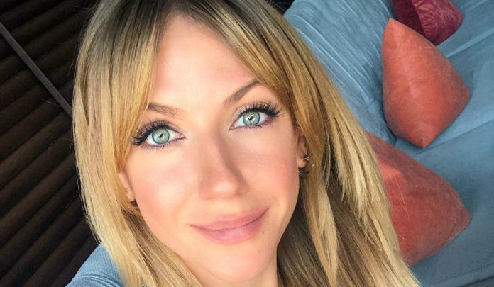 Леся Нікітюк не стримала почуттів та публічно зізналася у коханні Леся Нікітюк не стримала почуттів та публічно зізналася у коханні