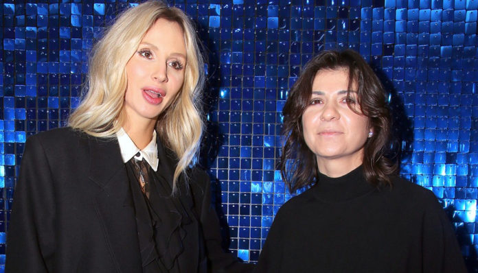 Екс-продюсерка Світлани Лободи Нателла Крапівіна показала, як співачка виглядала 11 років тому Екс-продюсерка Світлани Лободи Нателла Крапівіна показала, як співачка виглядала 11 років тому