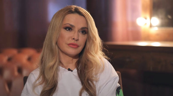 Ольга Сумська вперше зізналася, про що говорила з покійною мамою Ганною Іванівною перед її смертю Ольга Сумська вперше зізналася, про що говорила з покійною мамою Ганною Іванівною перед її смертю