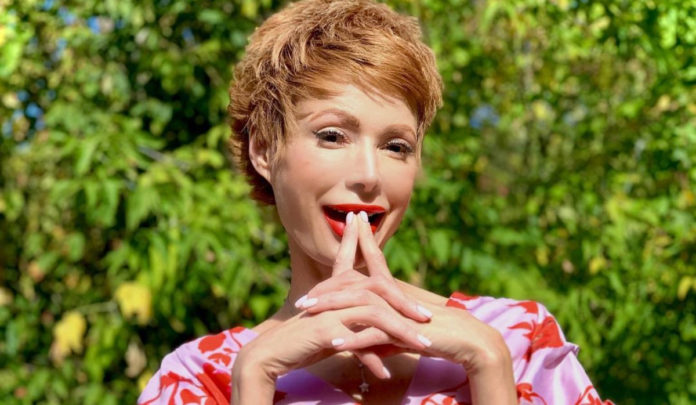 Олена-Христина Лебідь впала на сцені та прокоментувала конфуз