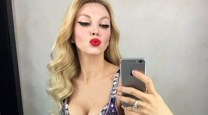 Оля Полякова