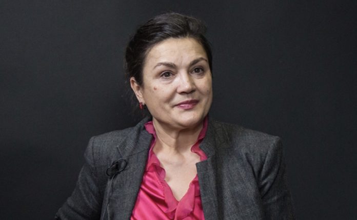 Як виглядає і чим займається старша донька Наталії Сумської