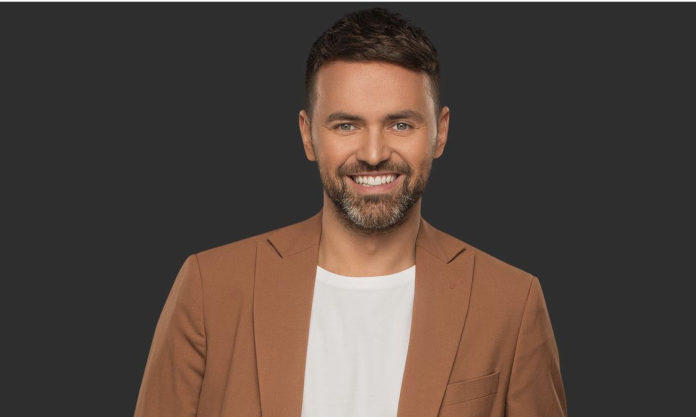 Тімур Мірошниченко займається усиновленням Тімур Мірошниченко займається усиновленням