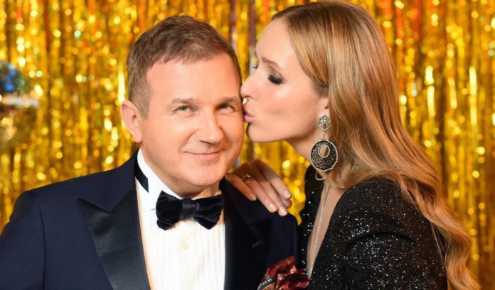 Юрій Горбунов був помічений з двома красунями Юрій Горбунов був помічений з двома красунями