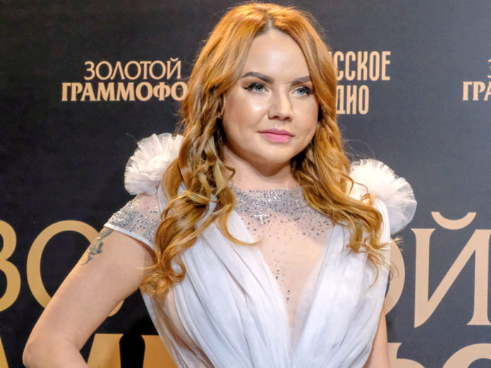 Марина Максимова