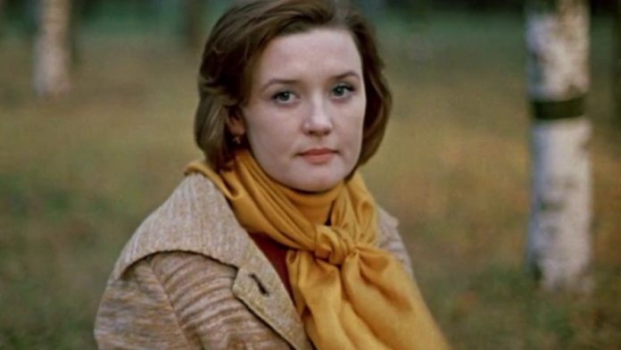 Віра Алентова