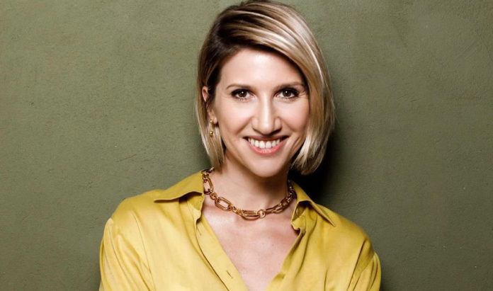 Боб-каре чи піксі? Яка стрижка більше пасує Аніті Луценко