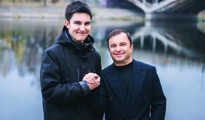 Віктор Павлік та його син Павло