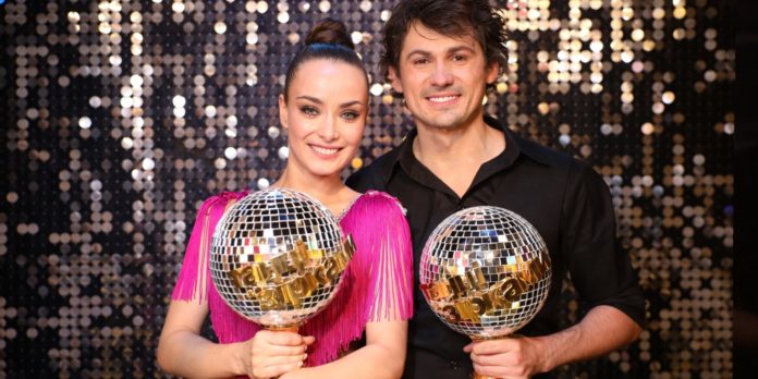 Ксенія Мішина та Євген Кот