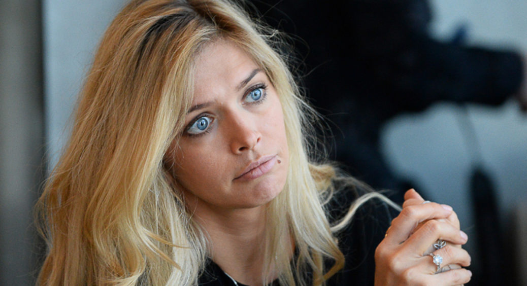 Віра Брежнєва показала, як подорослішала її молодша донька: 11-річна Сара наздоганяє зіркову маму (ФОТО) 