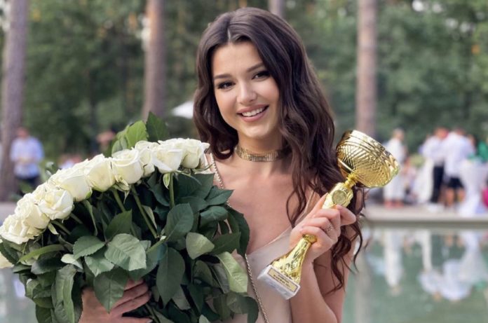 Юлія Бельченко Юлія Бельченко