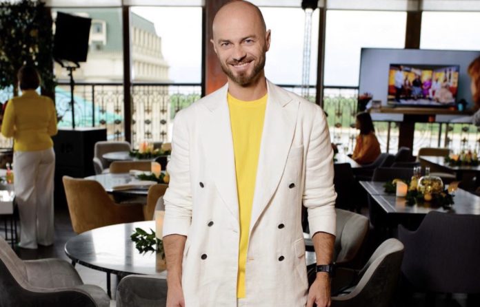 Влад Яма і його дружина Ліліана з'явилися на обкладинці Vogue Влад Яма і його дружина Ліліана з'явилися на обкладинці Vogue