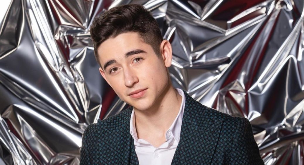 23-річна дружина переможця “Голосу країни” Романа Сасанчина показала новонароджене немовля: “Яка ж вона манюня” 