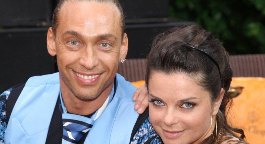 Наташу Корольову помітили в магазині дитячого одягу: обирає сукенки для їхньої з Тарзаном майбутньої донечки 