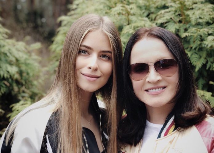 Онучка Софії Ротару публічно зганьбилася 