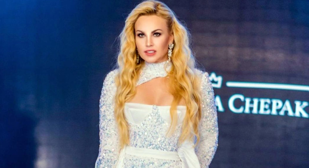 Чоловік Камалії Мохаммад Захур забрав доньок і покинув співачку: залишившись з мамою, виплакала всі очі 