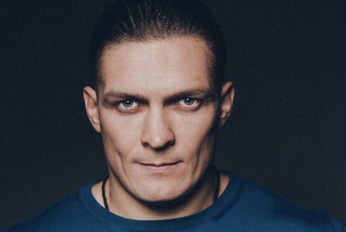 Олександр Усик більше не буде боронити Батьківщину на передовій Олександр Усик більше не буде боронити Батьківщину на передовій