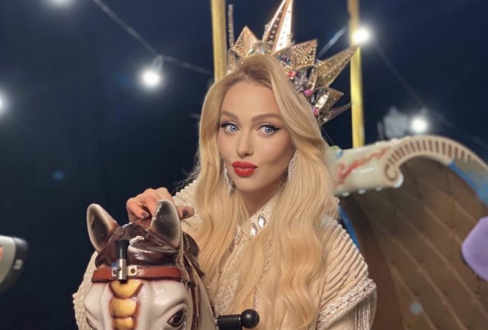 43-річна Оля Полякова не змогла приховати правди про нові стосунки