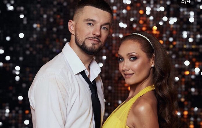 Євгенія Власова вперше показала, що зробив з нею новий партнер Євгенія Власова вперше показала, що зробив з нею новий партнер