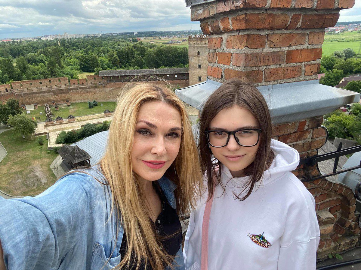 Молодша донька Ольги Сумської Анна Борисюк несподівано стала захищати російськомовних
