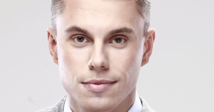 Андрій Доманський більше не приховує третю дружину