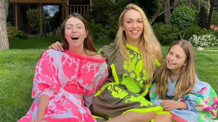 Маша Полякова показала рідкісне фото свого хлопця-красеня 