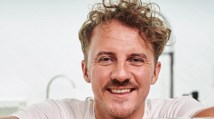 Євген Клопотенко вразив всіх нестандартним манікюром Євген Клопотенко вразив всіх нестандартним манікюром