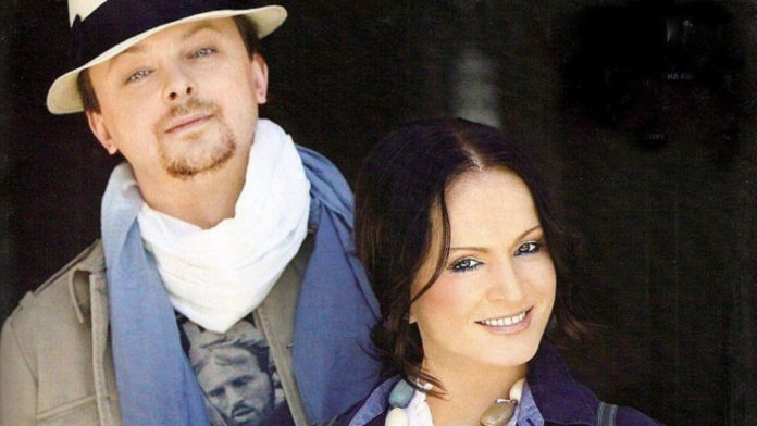 Син Софії Ротару опинився серед трактористів, які обробляють землю