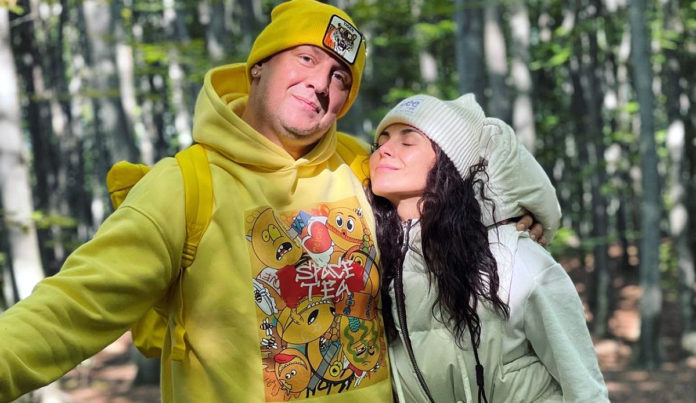 Потап забрав Настю Каменських з України, як і обіцяв Потап забрав Настю Каменських з України, як і обіцяв