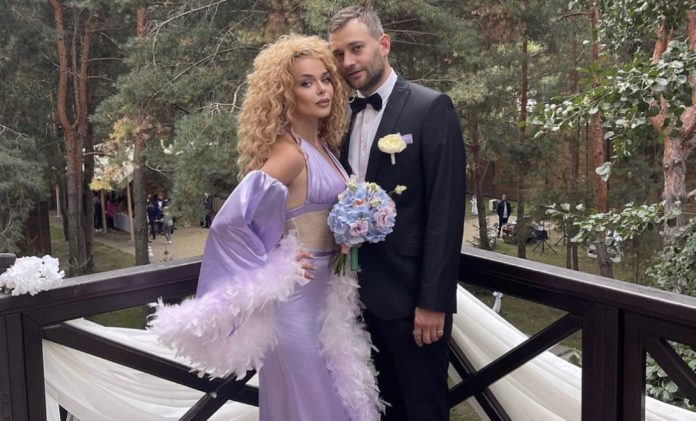 Аліна Гросу заявила про бажання розійтися з Романом Полянським Аліна Гросу заявила про бажання розійтися з Романом Полянським