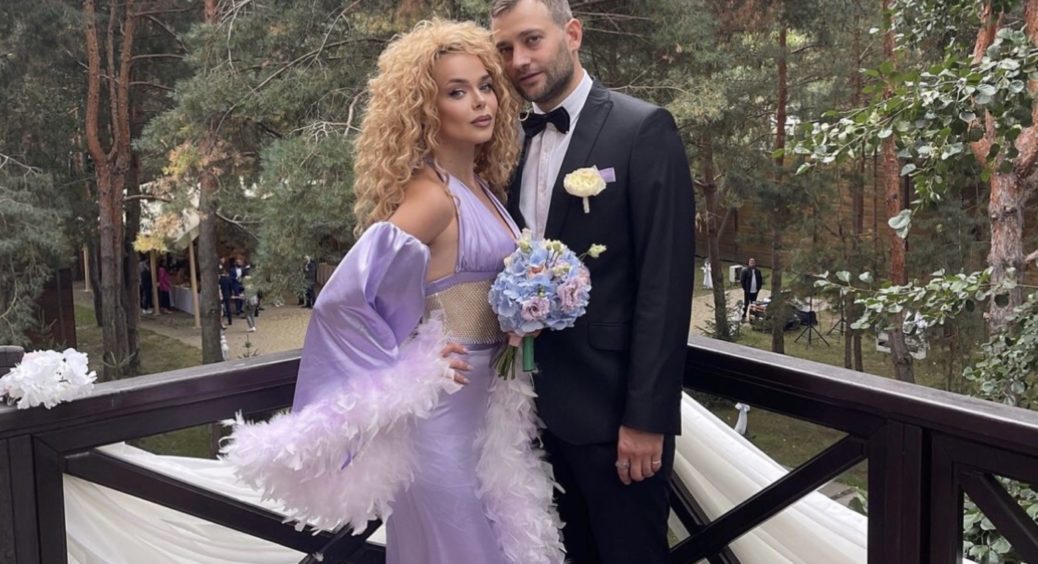 У серці нареченого Аліни Гросу Полянського є інша жінка: як виглядає головна конкурентка зірки? (ФОТО) 