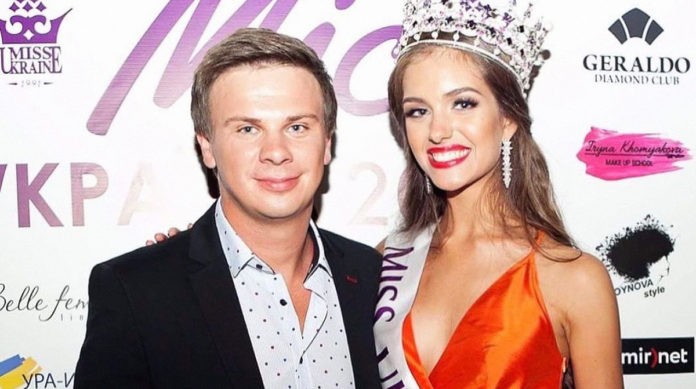 Дружина Дмитра Комарова зізналася у почуттях не йому