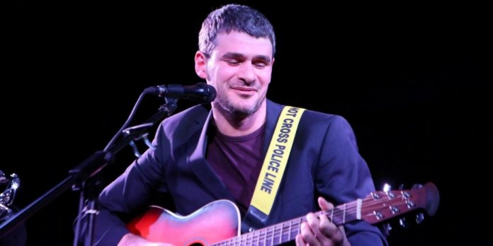 як зараз виглядає жінка, з якою співак зрадив своїй дружині як зараз виглядає жінка, з якою співак зрадив своїй дружині