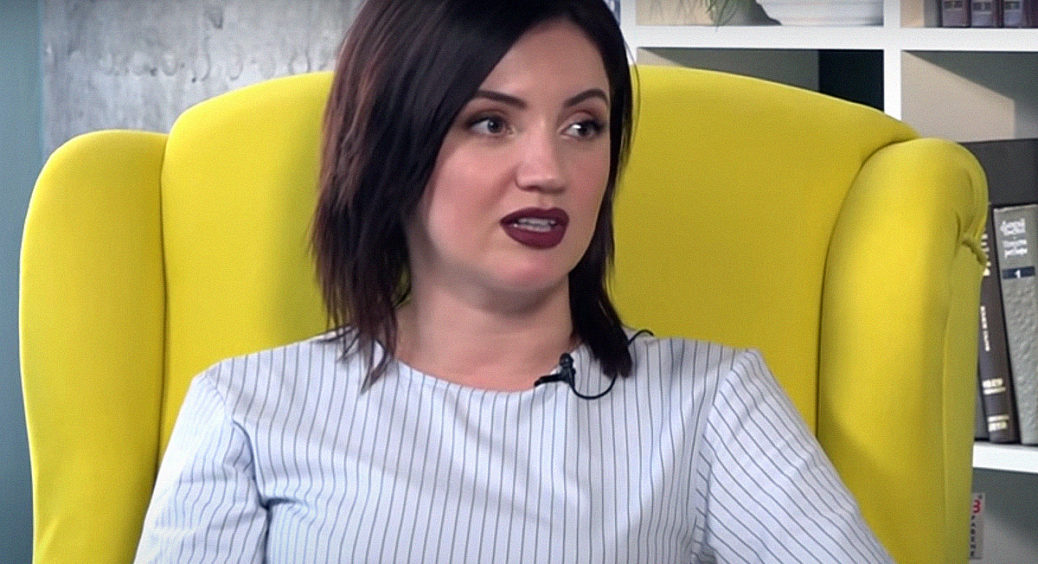 Оля Цибульська показала свого чоловіка та розповіла, чому соромилася дивитися йому в очі: “Буде друга вагітність” 