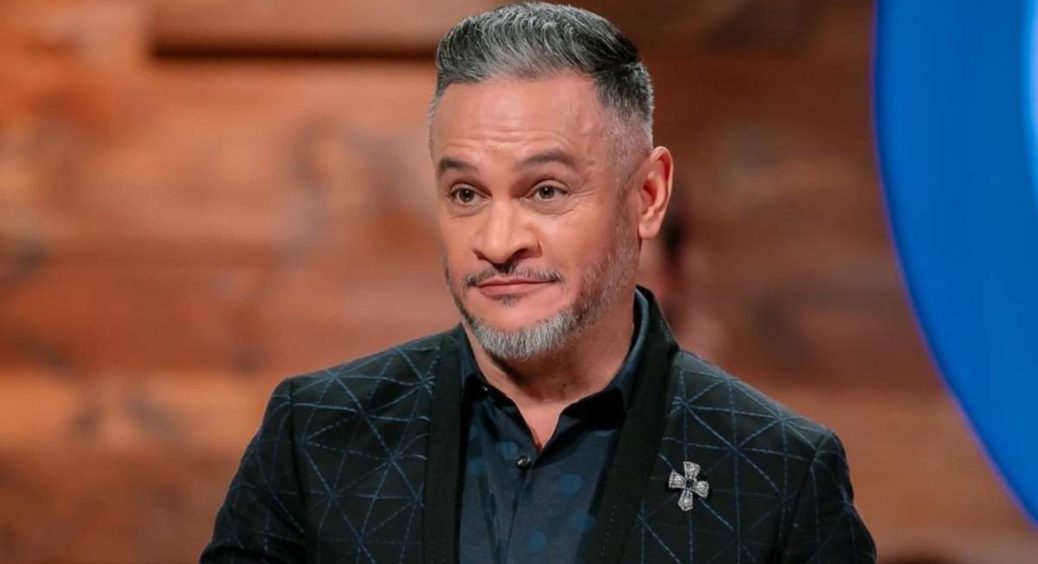 50-річний Хіменес-Браво показав себе у військовій формі та посвітив біцепсами з Донеччини: фанатки обімліли 