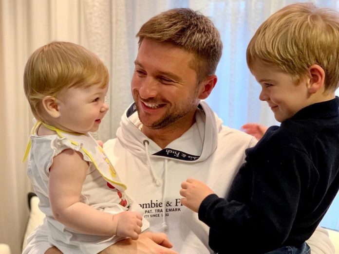 Сергій Лазарєв з донькою і сином